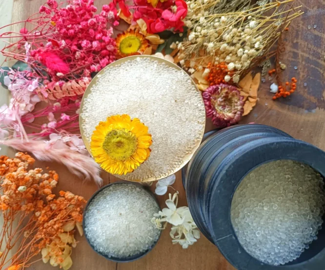 Silica gel crystals for drying flowers Epoxy Art India