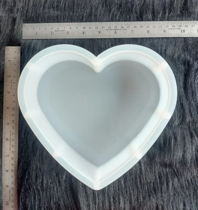 8 inch deep casting heart mold for resin art